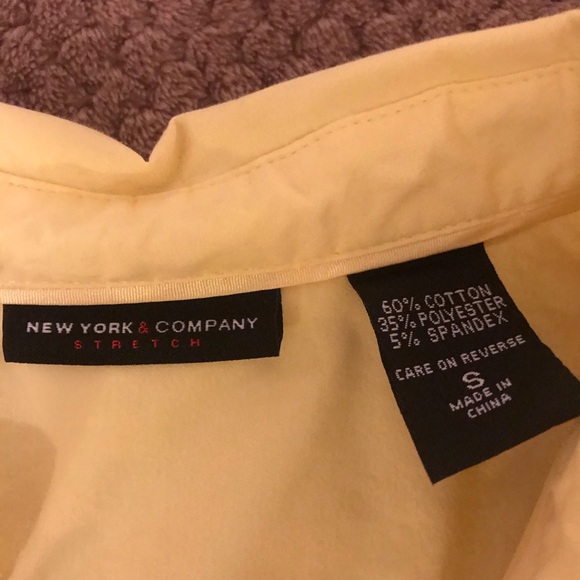 Button down shirt - Picture 2 of 2